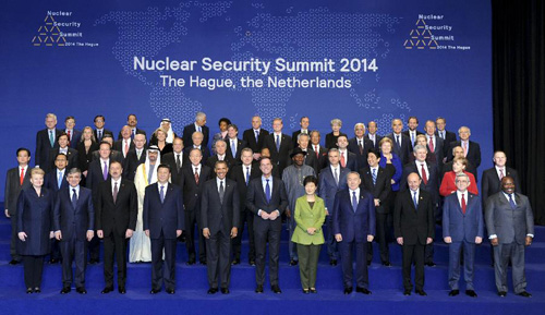 习近平出席第三届核安全峰会第二天会议