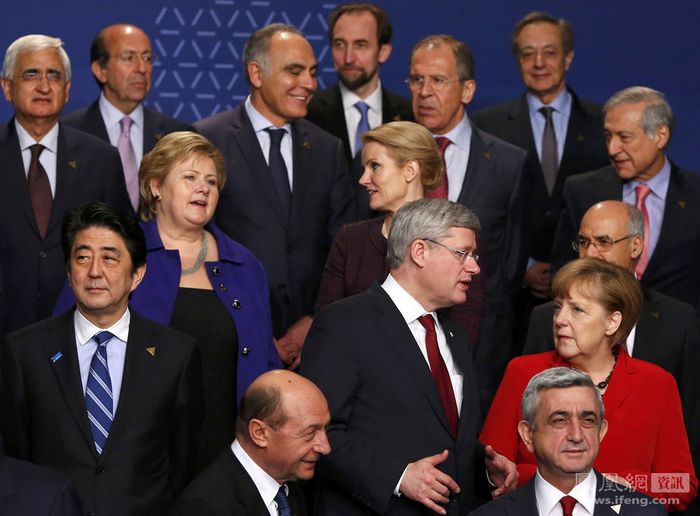 «Семейный портрет» лидеров разных стран на Саммите по ядерной безопасности 