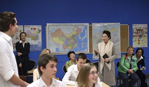 Пэн Лиюань в немецкой школе рассказала о «китайской мечте»