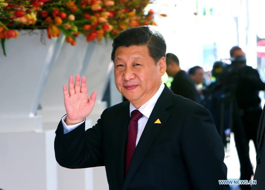 Фотосессии Председателя КНР Си Цзиньпина в ходе серии европейских визитов