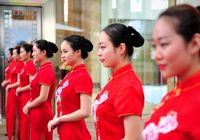 Прекрасные сотрудницы церемониальной службы Боаоского азиатского форума-2014 