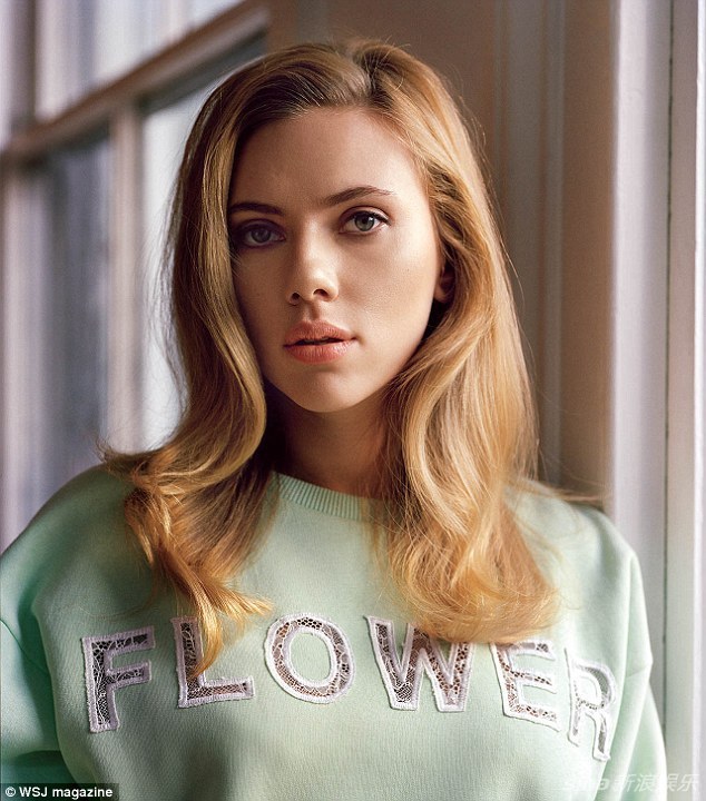Скарлетт Йоханссон (Scarlett Johansson) украсила обложку журнала WSJ