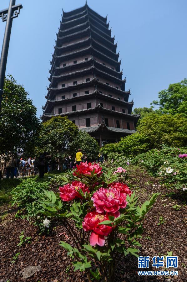 Башня Люхэта в Ханчжоу заново открылась