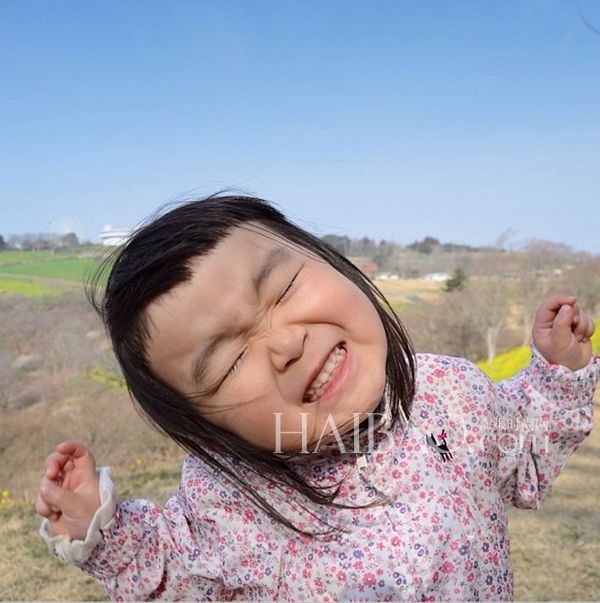 Выразительная мимика малышки Эйрис (Aries)