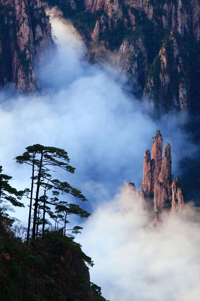 Очарование самого красивого в Китае ущелья - Большого ущелья Сихай в горах Хуаншань