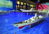 В Нанкине представлены модель флота авианосцев в честь 65-летия со дня создания ВМС НОАК 