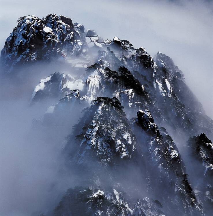 Живописный район Юйпин (Нефритовый экран) гор Хуаншань