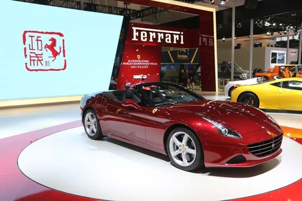 Ferrari презентовала наддувную California T на Пекинском автосалоне 2014