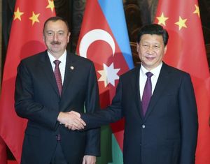 Си Цзиньпин встретился с президентом Азербайджана И. Алиевым