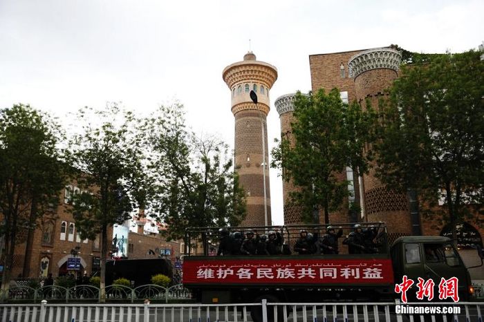 В Синьцзян-Уйгурском АР началась антитеррористическая кампания