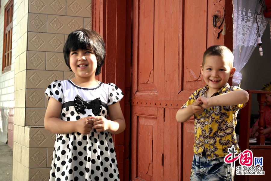 Дневник корреспондента «Чжунгован»: Синьцзянские дети