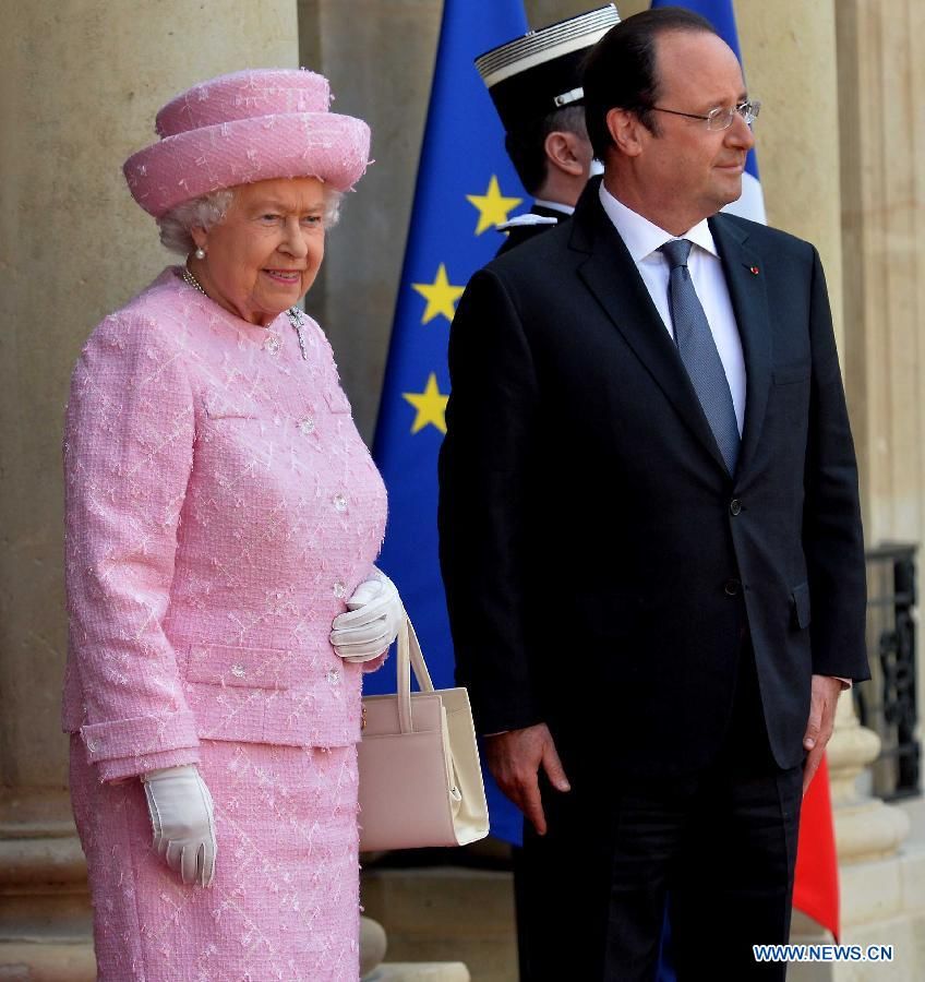 Королева Великобритании отбыла во Францию с государственным визитом накануне годовщины высадки в Нормандии