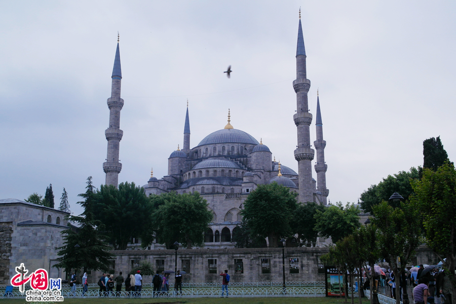 Поездка по Шелковому пути: Величественная голубая мечеть в Стамбуле