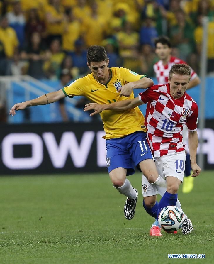 Футболисты сборной Бразилии одержали победу в матче чемпионата мира с командой Хорватии