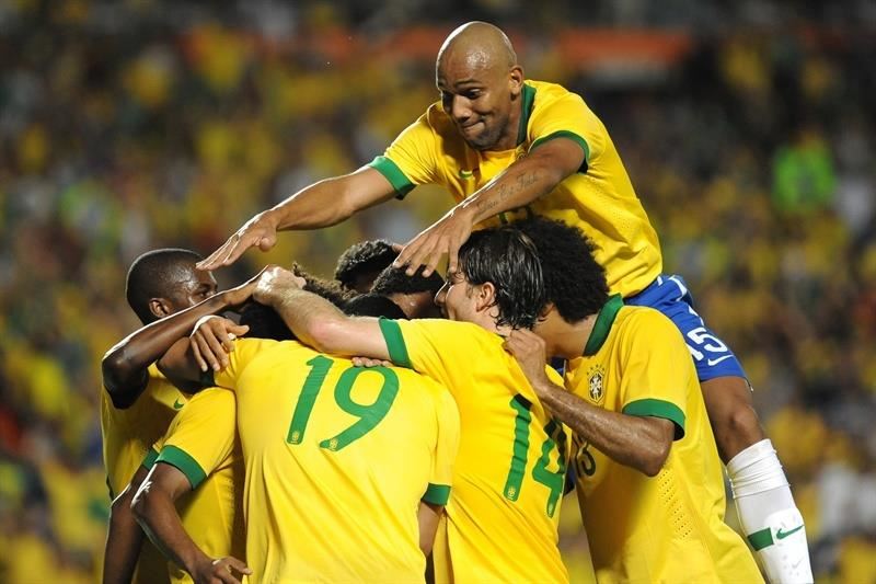 1. Команда Бразилии наибольше количество раз становилась чемпионом Кубка мира