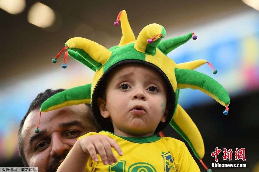 Маленькие болельщики на ЧМ по футболу в Бразилии