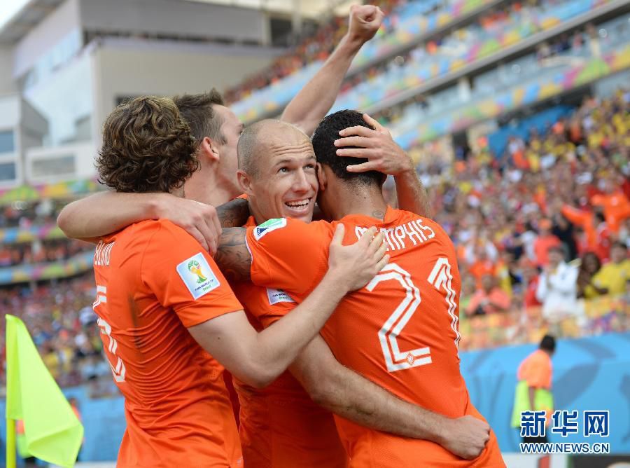 Нидерланды выиграли у Чили на чемпионате мира по футболу