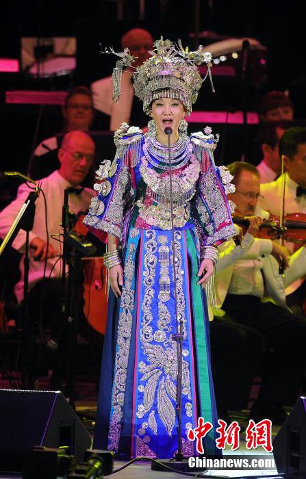 Концерт «Ночь Китая» впервые состоялся в музыкальном театре «Hollywood Bowl» в Лос-Анджелесе