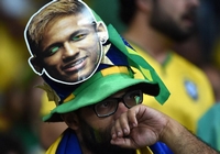Слезы болельщиков сборной Бразилии
