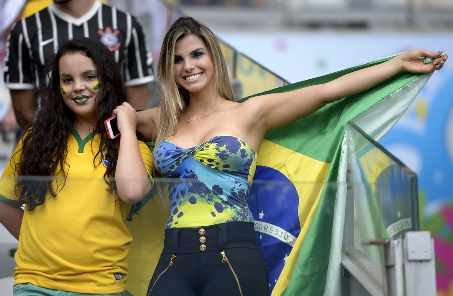 Полуфиналы чемпионата мира по футболу – сексуальные болельщики