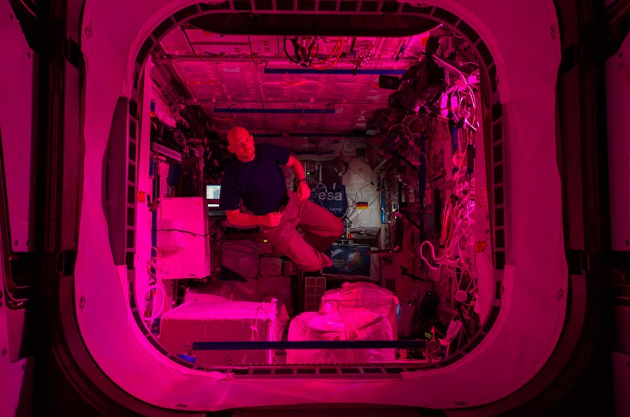 Жизнь на Международной космической станции