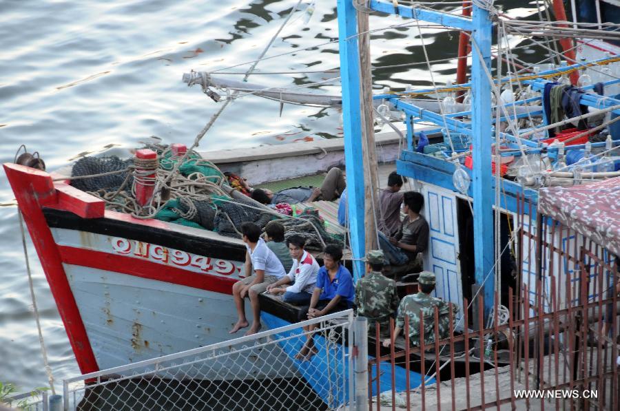 Китайская морская полиция задержала 2 вьетнамских рыболовецких судна