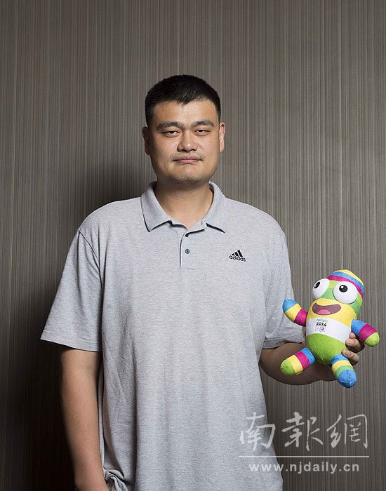 Яо Мин стал послом Юношеской олимпиады в Нанкине