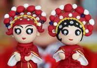 В провинции Шаньси к празднику Цисицзе изготавливают фигурки влюбленных из теста 