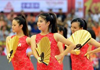 Китайские болельщицы на матчах Кубка континентальных чемпионов Станковича 2014