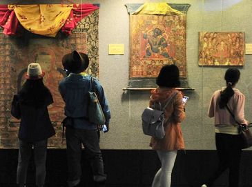Тибетский музей стал популярен среди туристов Лхасы в туристический сезон 