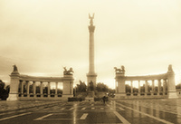Красивая площадь Героев в Будапеште