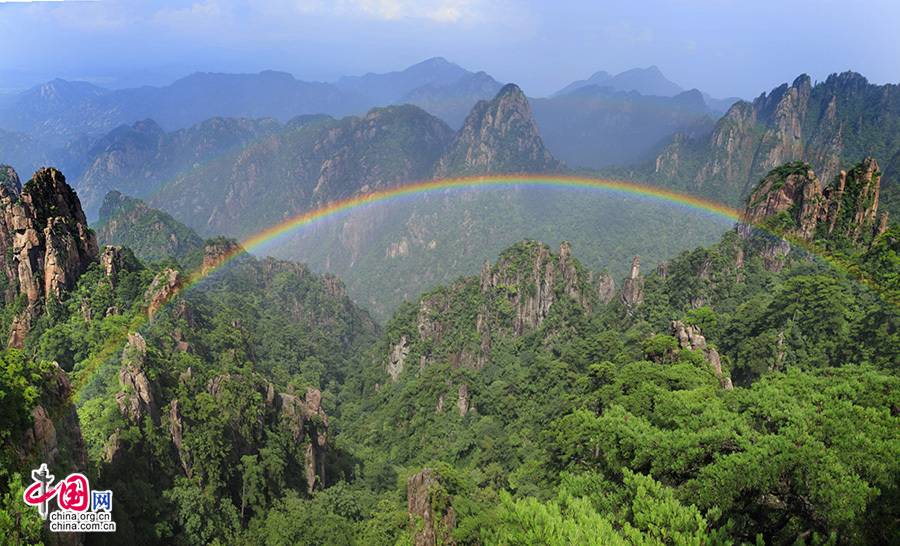 Путешествие по Китаю – летние пейзажи гор Хуаншань