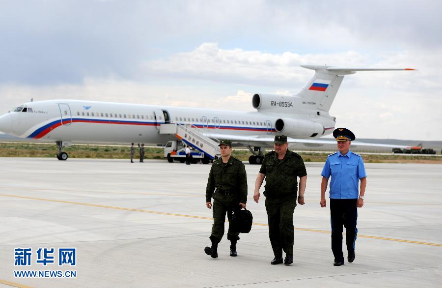 Российские военные прибыли в Китай для участия в учениях «Мирная миссия — 2014»