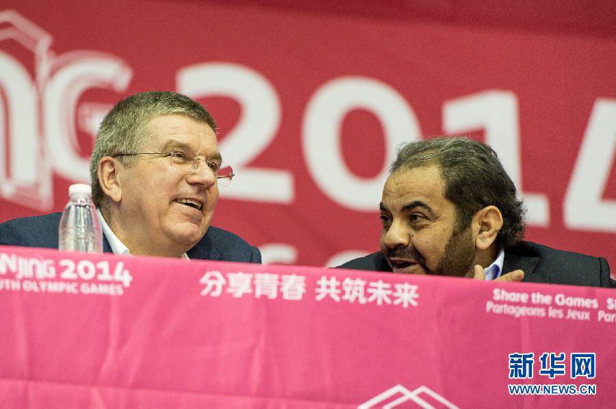 Президент МОК Томас Бах смотрел состязания по дзюдо в рамках Юношеских олимпийских игр в Нанкине