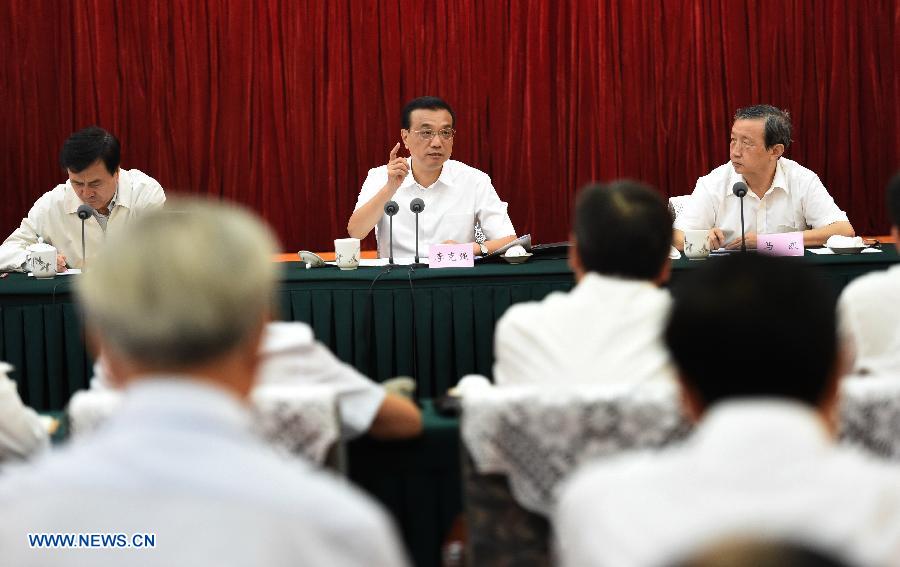 Китайский премьер подчеркнул важность общественного капитала в железнодорожном строительстве