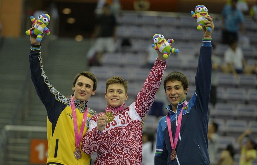 Красивые российские спортсмены на Юношескиех Олимпийских играх в Нанкине