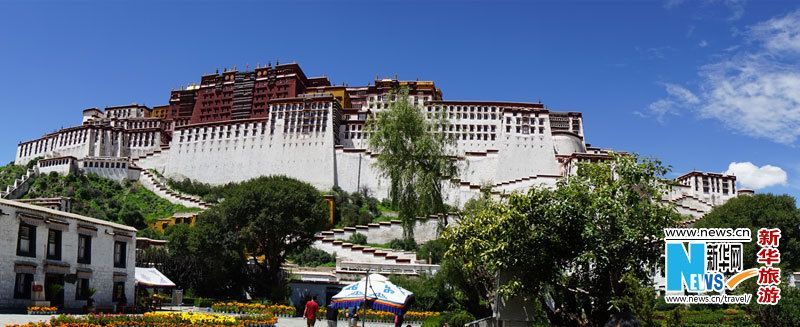 Священый Дворец Потала в Тибете