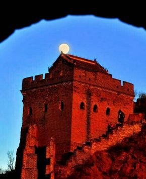 Лучшее место для любования луной – участок Великой китайской стены «Цзиньшаньлин»