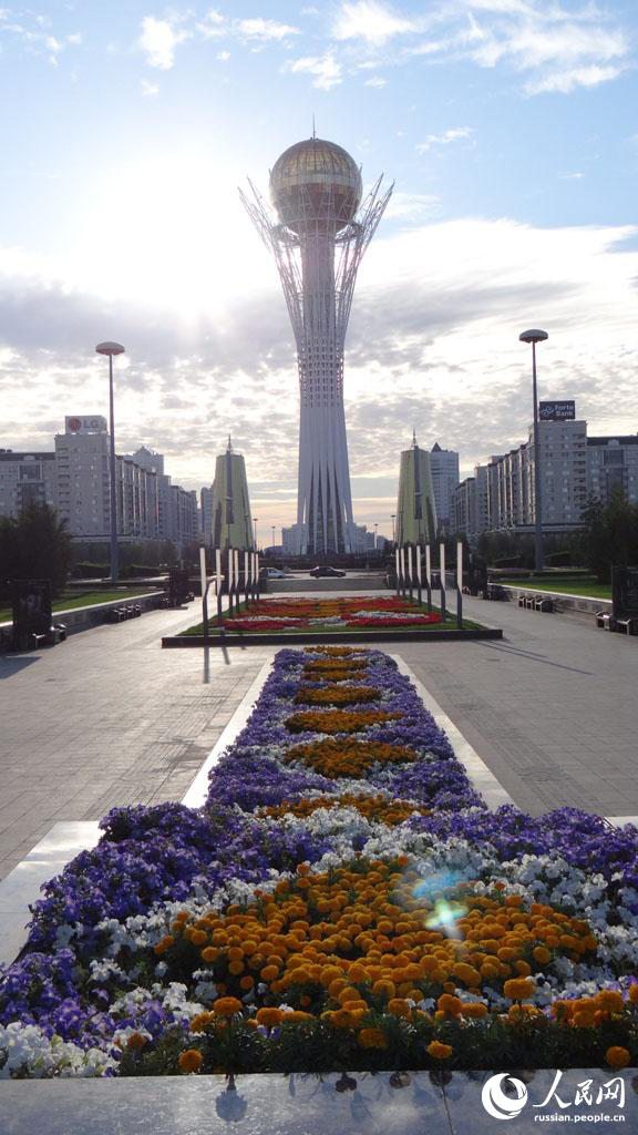 Фоторепортаж: Символические архитектурные сооружения Астаны
