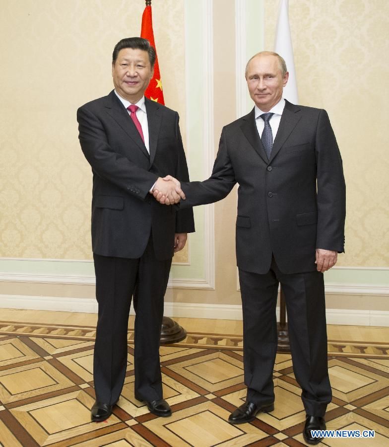 Си Цзиньпин и В.Путин встретились в преддверии саммита ШОС в Душанбе