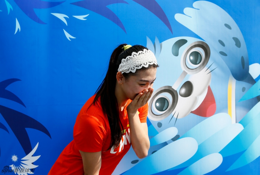 «Спортсменка, комсомолка и просто красавица!»: Китайская «богиня» синхронного плаванья Чэнь Сяоцзюнь