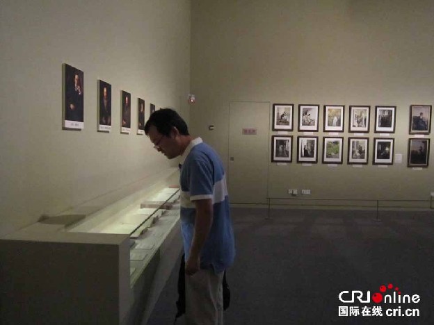 Совместная китайско-российская выставка «Лев Толстой и его время» проходит в Китае
