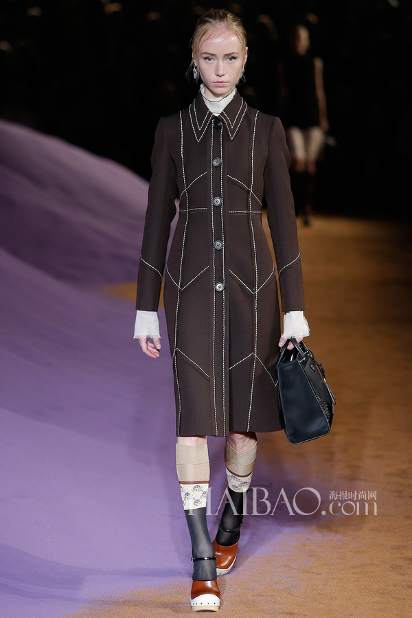 Модная женская одежда от Prada на весну-лето 2015