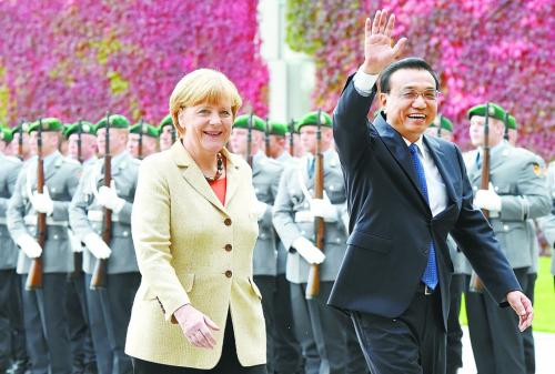 Визит Ли Кэцяна в Германию: обсуждение темы инноваций и открытости, германские СМИ называют два государства «идеальной парой»