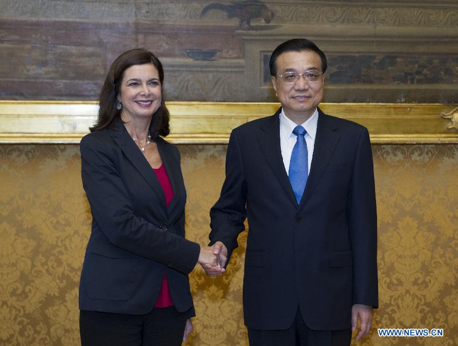 Ли Кэцян встретился с председателем Палаты депутатов Италии