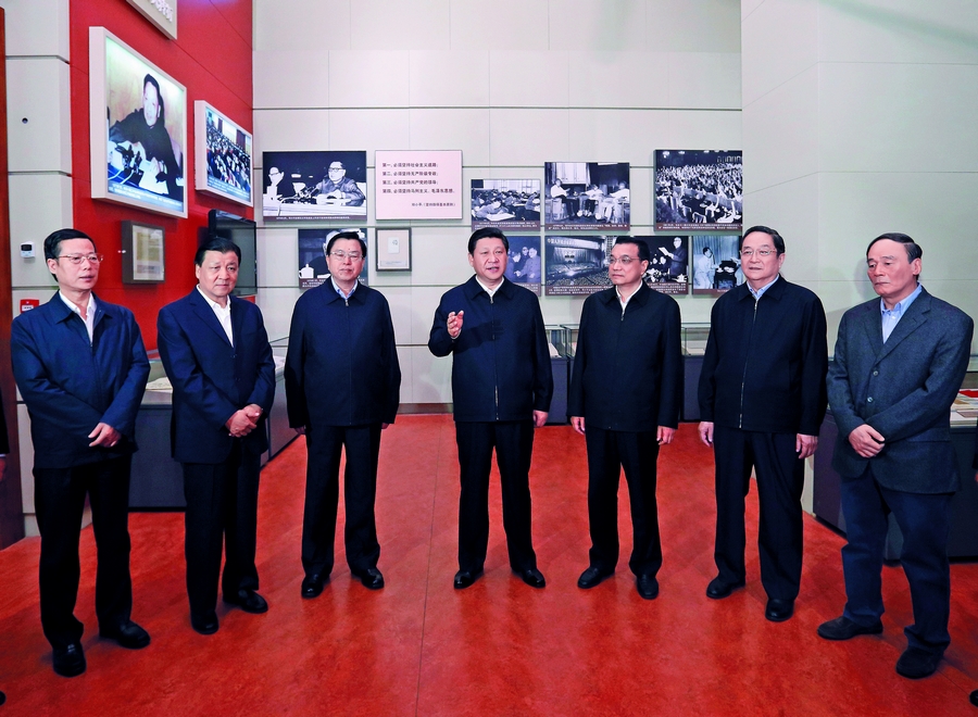 29 ноября 2012 года, Си Цзиньпин и Ли Кэцян, Чжан Дэцзян, Юй Чжэншэн, Лю Юньшань, Ван Цишань, Чжан Гаоли приехали в Национальный музей Китая, где посетили выставку «Путь возрождения»