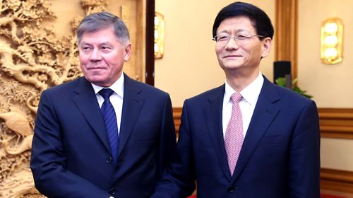 Мэн Цзяньчжу провел встречу с председателем Верховного суда России