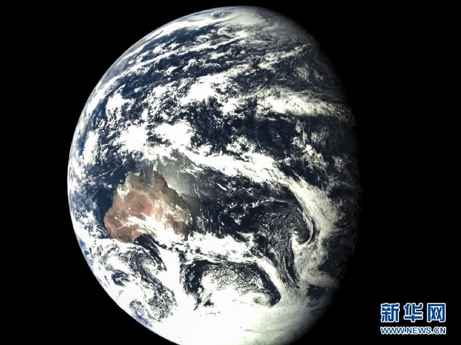 Китайский лунный аппарат завершил облет Луны и возвратится на Землю 1 ноября