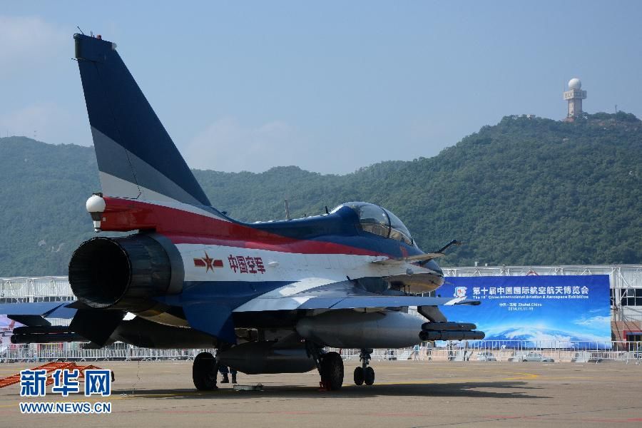 Военно-воздушное оборудование НОАК впервые будет систематически представлено на Чжухайском авиасалоне 