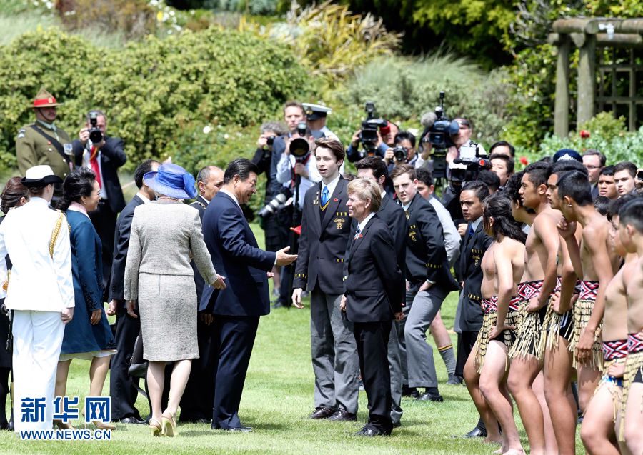 Си Цзиньпин присутствовал на приветственной церемонии, устроенной генерал-губернатором Новой Зеландии